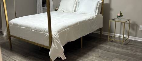 3 habitaciones, tabla de planchar con plancha y wifi gratis