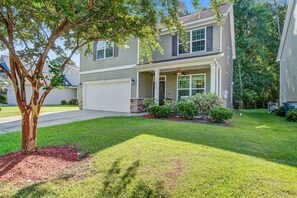 Exterior - "Tee Time & Tranquility" (Hollywood)