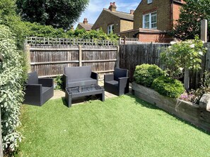 Apartment, 2 Bedrooms | Garden - The Wimbledon Garden Apartment (London)