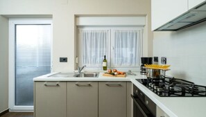 Fridge, microwave, oven, dishwasher - Apartman Lucija - Vodnjan by Villas Guide (Vodnjan)