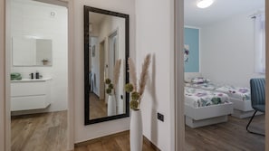 Iron/ironing board, free WiFi, bed sheets - Kuca za odmor Hana by Villas Guide (Vodnjan)