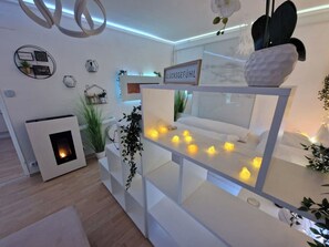 Interior - Modern apartment in Graz 5 minutes walking to the mainstation. (Graz)