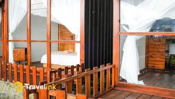 Familienvilla, Gartenblick | Schreibtisch, kostenloses WLAN