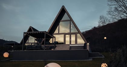 Twin Vista 1 - A-Frame Cabin Hot Tub 4 People