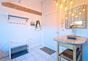 Interior - N&J - L'ESCURIAL - Central (Niza)