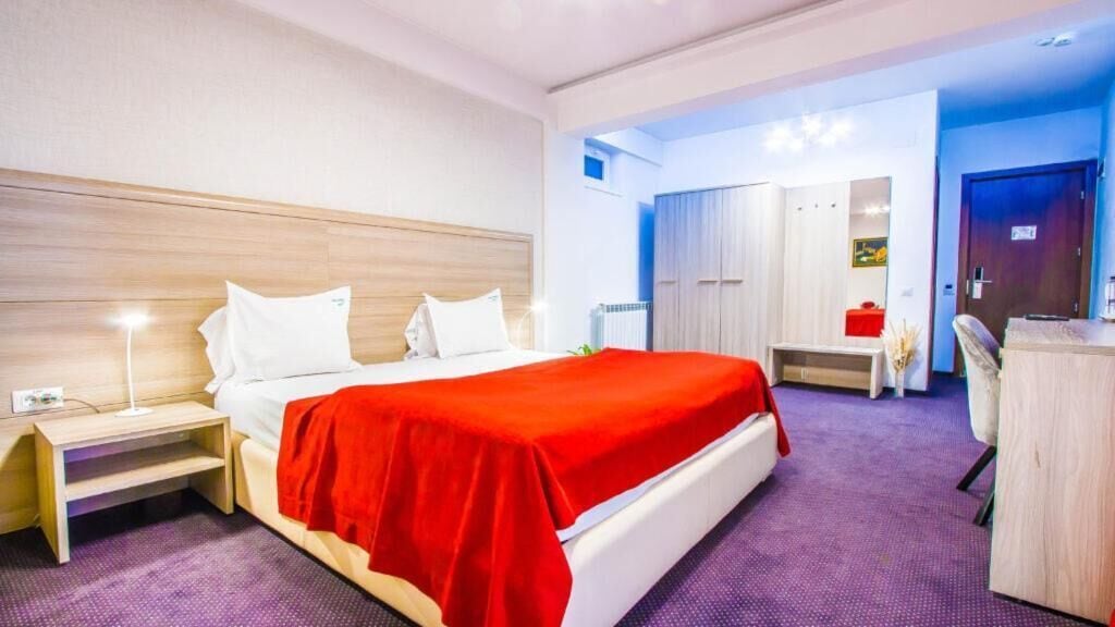 Dobbeltrom – deluxe, balkong | Strykejern/-brett og wi-fi (inkludert)