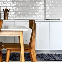 Hervidor eléctrico y tostadora