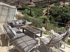 Property grounds - Exceptional Villa (10 P) with Swimming Pool and Pétanque Court - Les Issambres (Roquebrune-sur-Argens)