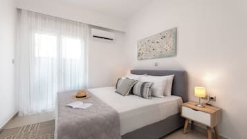 2 bedrooms, iron/ironing board, travel cot, free WiFi