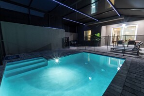 Beheizter Pool