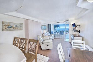 TV, stereo - 1BR Oceanfront Condo • Private Balcony • Sleeps 6 (Daytona Beach)