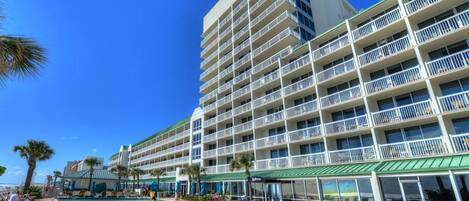 Una piscina techada, una piscina climatizada