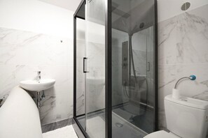 Bathroom - Landgasthaus zur Hammermühle (Wallenfels)