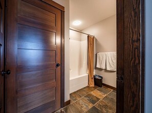 Hair dryer, towels - Upper level 2 bedroom condo, ski in and ski out, walking distance to village core with private hot tub (Sun Peaks)