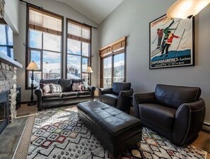 TV, fireplace, DVD player, stereo - Upper level 2 bedroom condo, ski in and ski out, walking distance to village core with private hot tub (Sun Peaks)