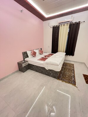 Free WiFi - Radhe Palace (Ayodhya)