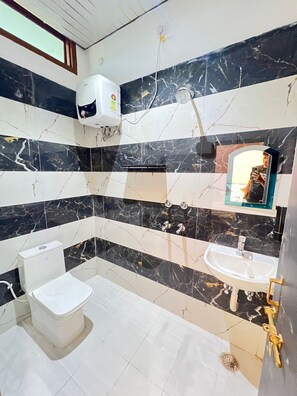 Room - Radhe Palace (Ayodhya)