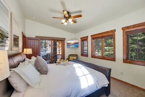 Iron/ironing board, travel cot, free WiFi, bed sheets