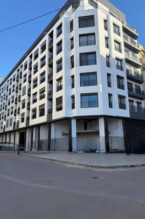 Apartment, 2 Bedrooms | Exterior - 2 BR in the Heart of Casablanca (Casablanca)