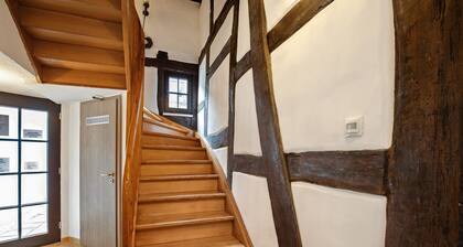 Guest House 'Apartment 3' with Shared Terrace