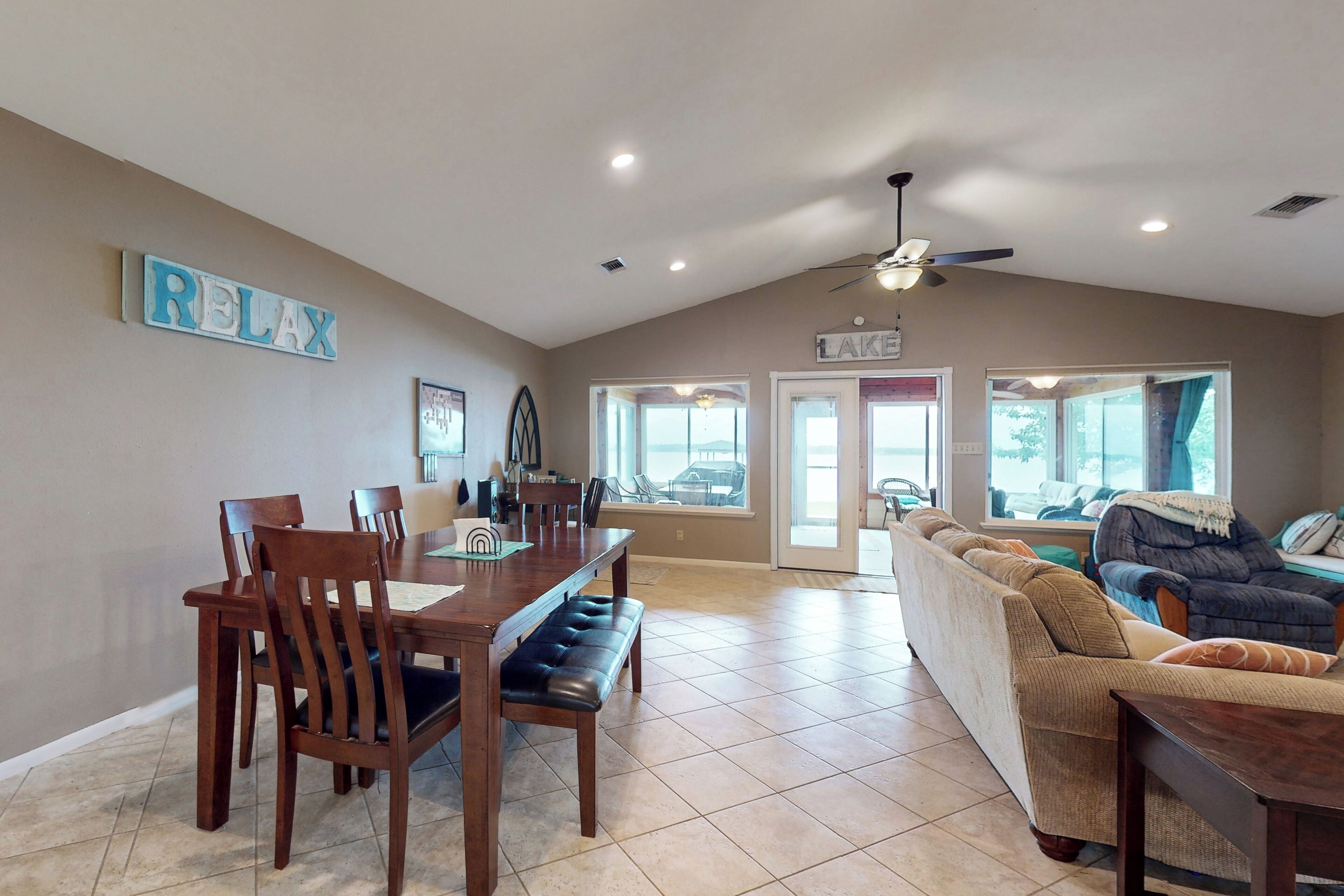 Talo (3 Bedrooms) | Sisätilat