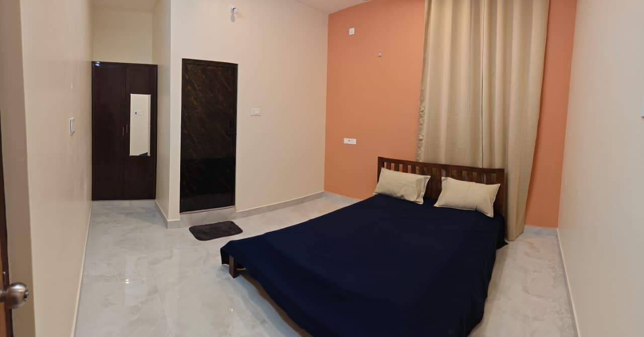 Classic Double Room Single Use, Mountain View | Blackout drapes, iron/ironing board, free WiFi