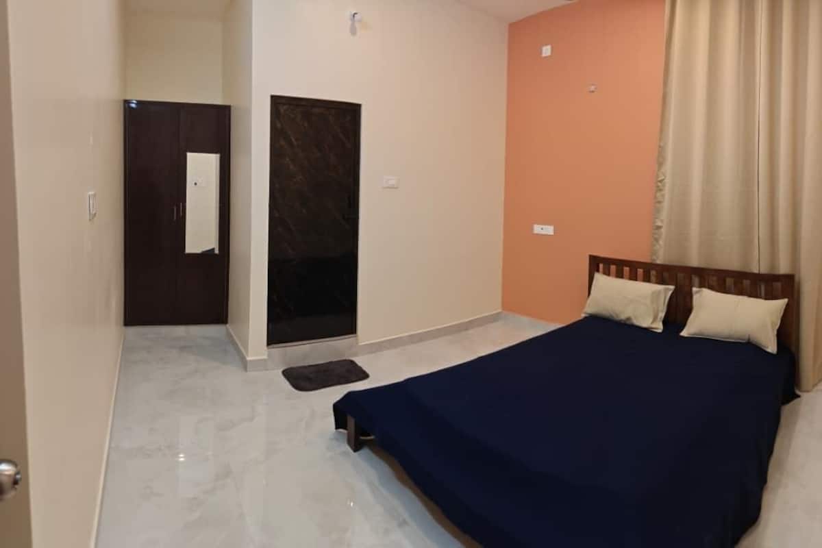 Kahden hengen classic-huone yhdelle, vuoristonäköala | Pimennysverhot, silitysrauta/-lauta, ilmainen Wi-Fi