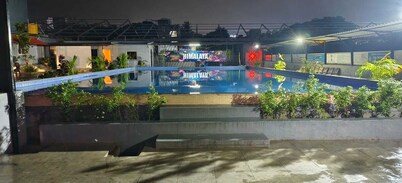 HIMALAYA POOL & RESORT