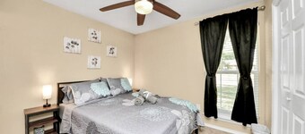 Cozy 3BR Retreat Near NASA, Hobby Airport, with easy access to I95 and Beltway 8