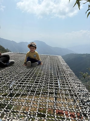 Terrace/patio - Hadley Inn Cottages Chail (Chail)