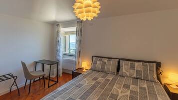 1 Schlafzimmer, Schreibtisch, kostenloses WLAN, Bettwäsche