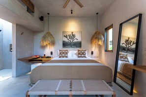 4 bedrooms, desk, iron/ironing board, free WiFi