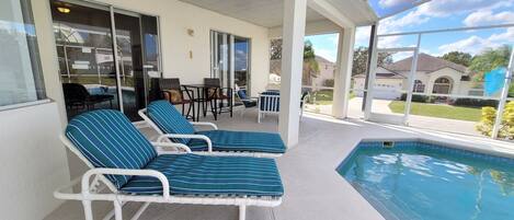 Casa, 4 habitaciones | Piscina | Una piscina climatizada