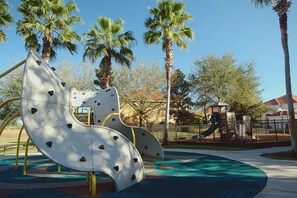 House, 6 Bedrooms | Children’s area - Sol142ca Spectacular 6 Bed, Solana Commuity Villa 6 Bedroom Home (Davenport)
