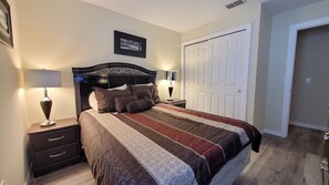 Casa, 4 camere da letto | 4 camere, Wi-Fi gratuito