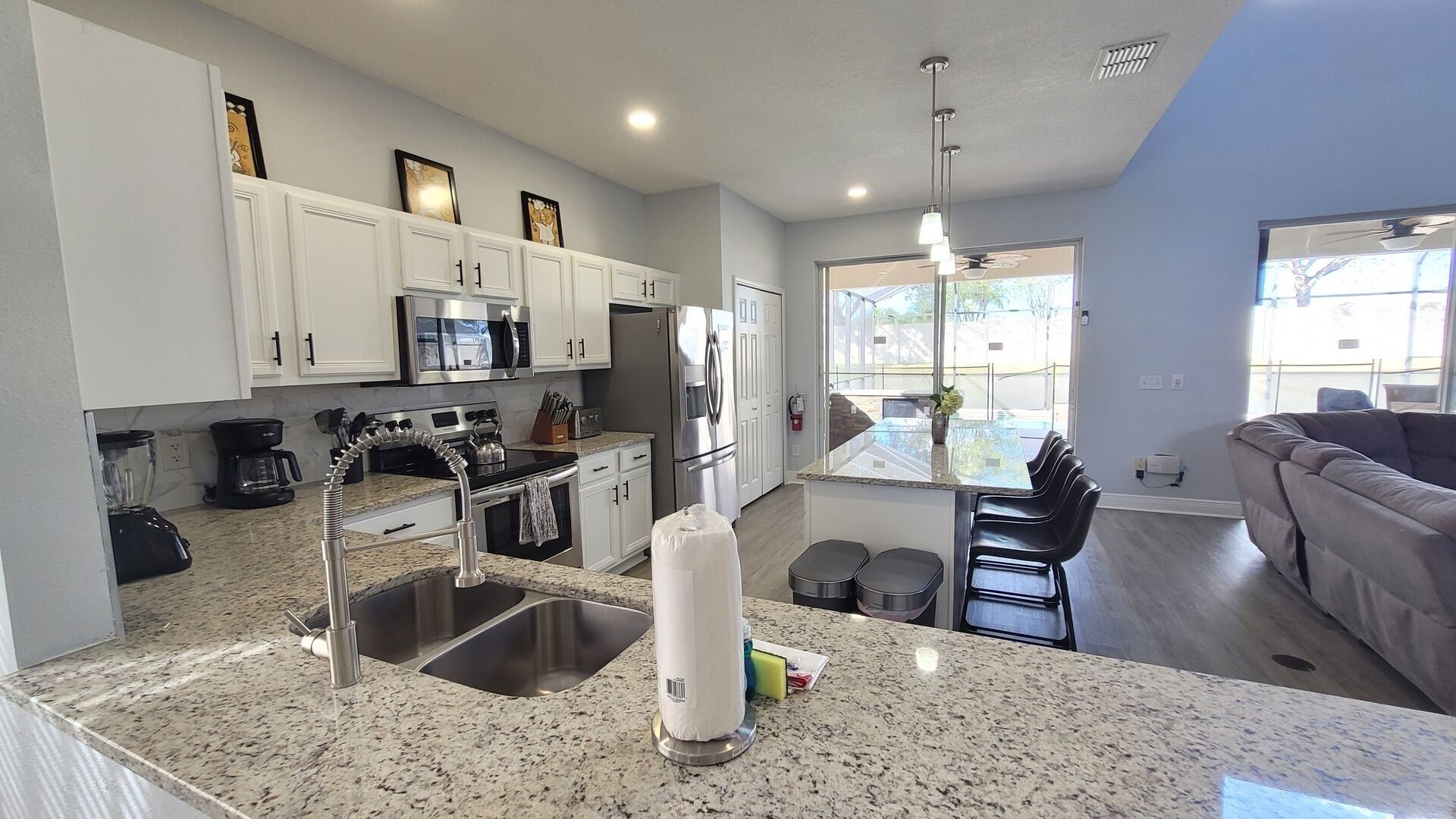 House, 6 Bedrooms | Private kitchen