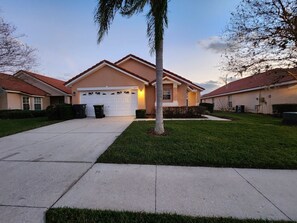 House, 4 Bedrooms | Exterior - Sol826sc 4bed Solana Private Pool Home 4 Bedroom Home (Davenport)