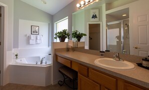 House, 4 Bedrooms | Bathroom - AV340RD 4 Bedroom Charming Villa in Aviana 4 Home (Davenport)