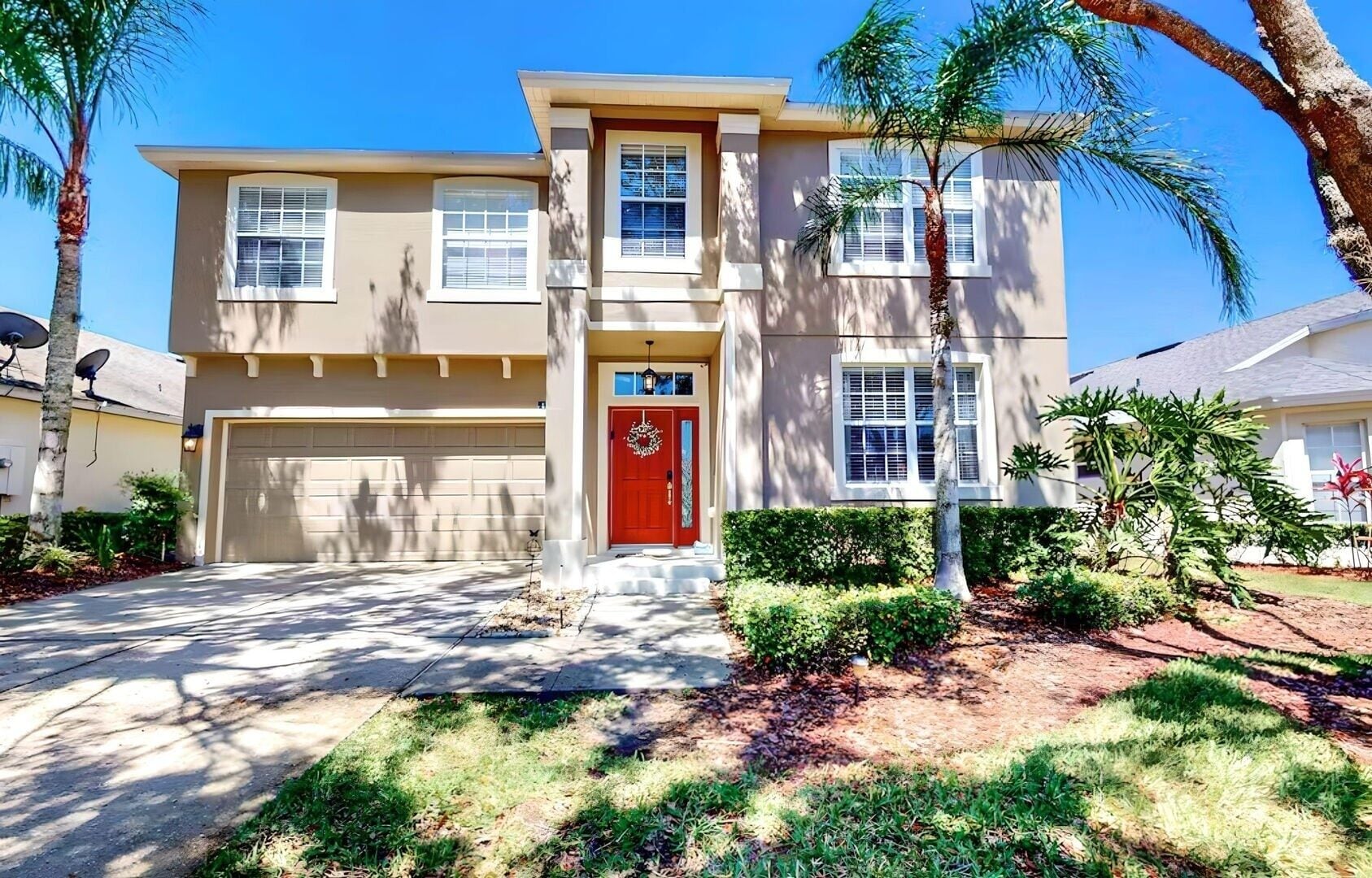 House, 5 Bedrooms | Exterior