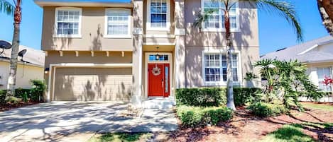 House, 5 Bedrooms | Exterior