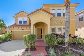 House, 4 Bedrooms | Exterior - Ws477cb 4 Bedroom Home (Davenport)