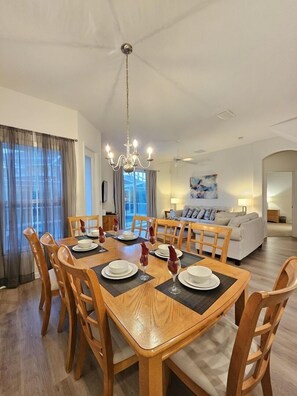 House, 4 Bedrooms | Dining - Th211bd Tuscan Hills 4 Bed 4 Bedroom Home (Davenport)