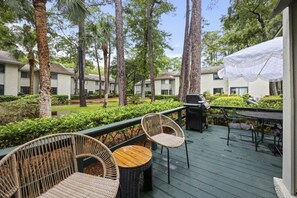 Villa, 3 habitaciones | Restaurante al aire libre