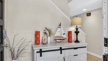 House, 2 Bedrooms | Interior