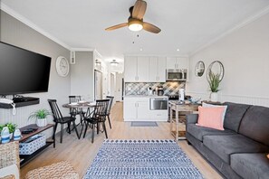 Condo, 1 quarto | Área de estar