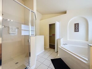 Bathroom - Incredible 4 Bed Pool/spa Home, Minutes To Disney 4 Bedroom Villa (Kissimmee)