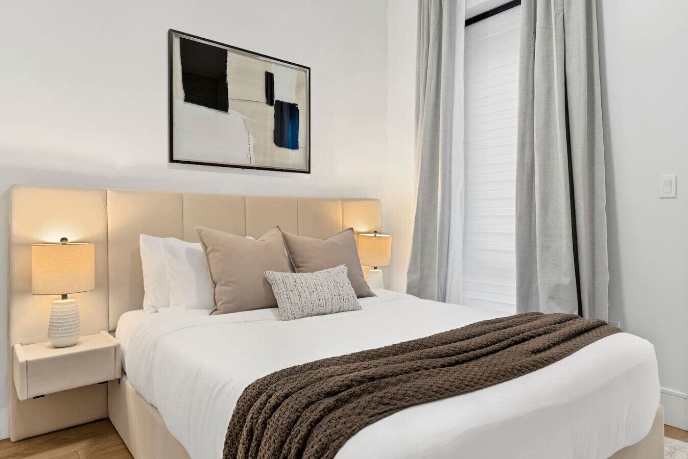 Desk, iron/ironing board, travel cot, WiFi