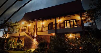 Villa Nakee: 2 Bed Luxury Thai Style Villa