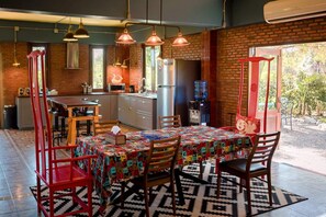 تناول الطعام