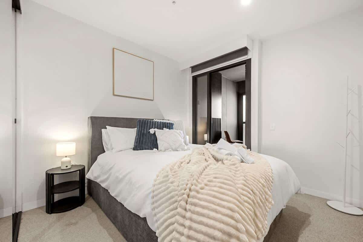 2 bedrooms, iron/ironing board, travel cot, free WiFi